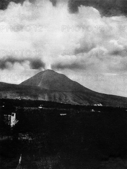 rapport sur l'éruption du vésuve du 4 avril 1906, vésuve, premiers signes d'éruption, 1906