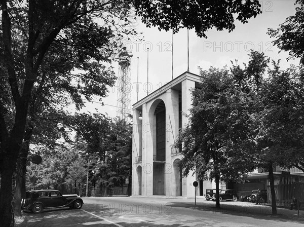 milan, la triennale, le palazzo dell'arte, 1920 1930