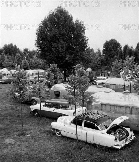 milan, campeurs américains au port maritime, 1961