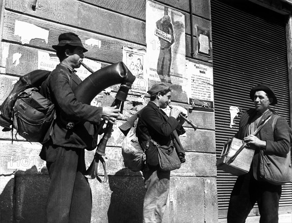 milan, joueurs de cornemuse et de fifre, 1959
