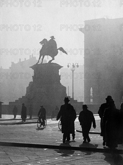 milan, monument à vittorio emanuele, 1920 1930