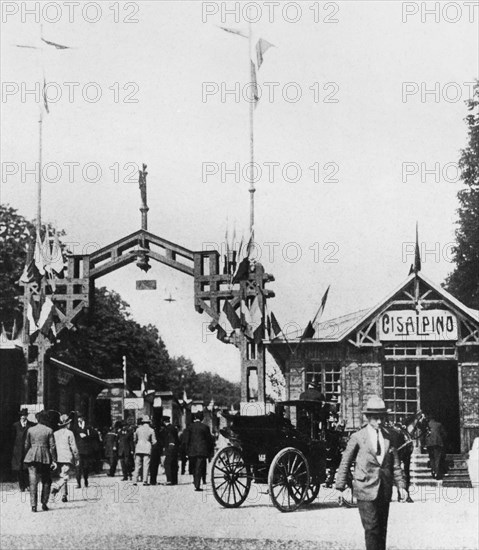 italie, lombardie, milan, foire commerciale de milan entrée des bastions de la porta venezia, 1920