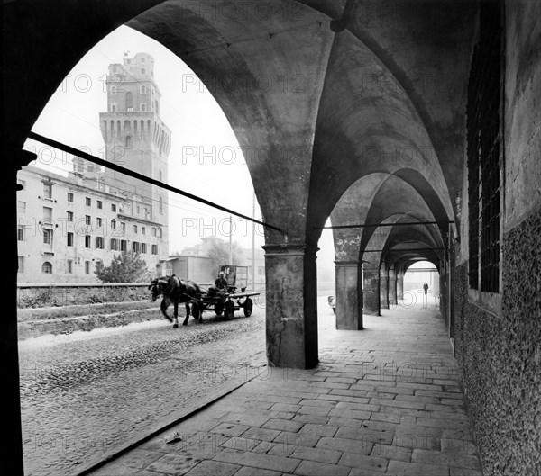 veneto, padua, riviera paleocapa, porticoes, 1966