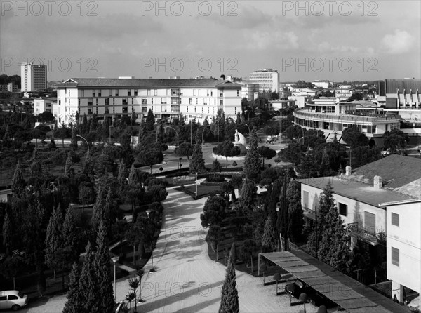 italie, veneto, vue d'abano terme, 1968