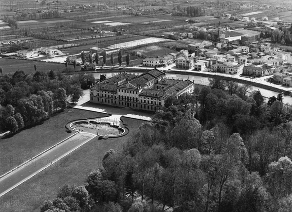 italie, veneto, stra, la villa nationale, 1960