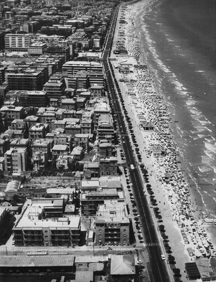 italie, abruzzes, pescara, vue aérienne, 1969