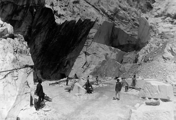 italie, toscane, carrara, la carrière de granolesa, 1920 1930