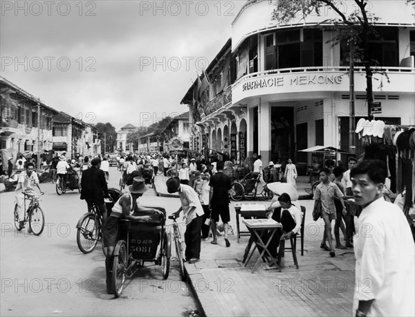 cambodge, pnom penh, vue du quartier chinois, 1957