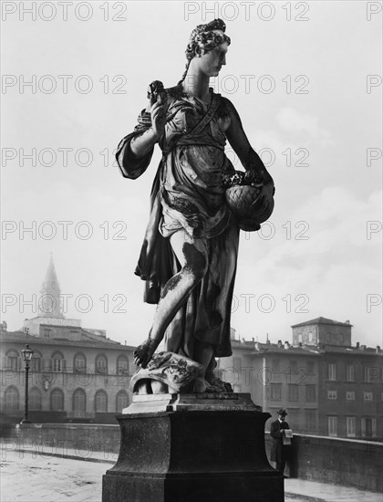 toscana, florence, statue de la source par pietro francavilla sur le pont santa trinità, 1900 1910
