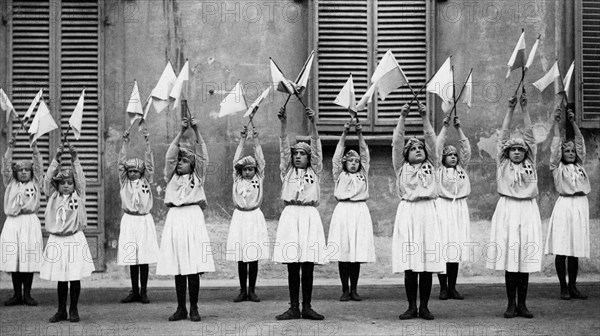 florence, spectacle d'enfants aveugles à l'istituto casa dei ciechi, 1920 1930