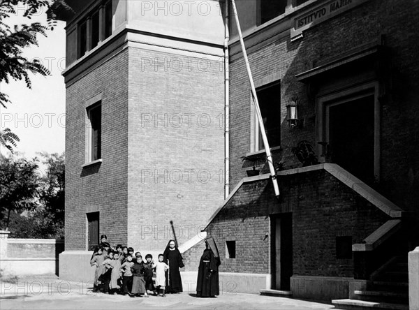 asie, chine, élèves chinois dans une école italienne à tientsin, 1930 1940