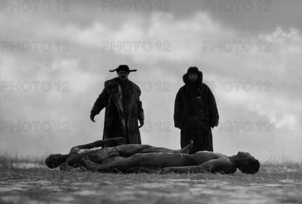 asie, chine, passagers tués par le hunghutze puis dépouillés, 1920