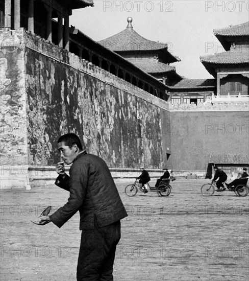 asie, chine, pékin, représentation d'un oiseau chanteur, années 1950