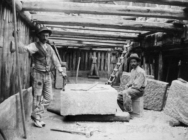 italie, veneto, venise, travaux de reconstruction du campanile de san marco à venise, 1903 1905