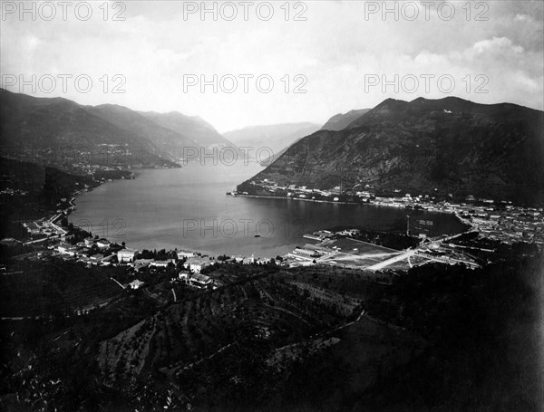 italie, lombardie, como, panorama avec vue sur le lac, 1920 1930