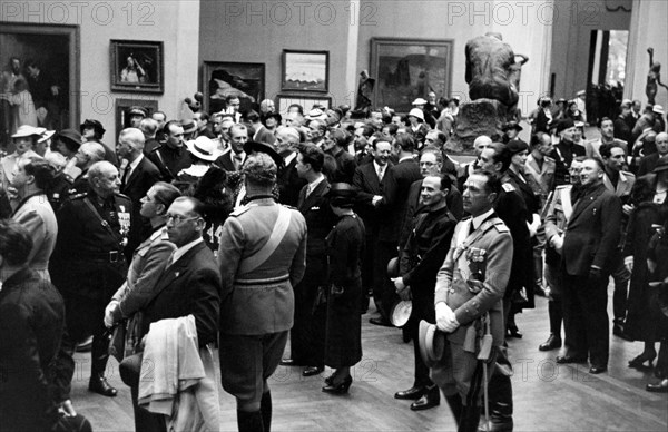 italie, venise, inauguration de l'exposition biennale, 1935