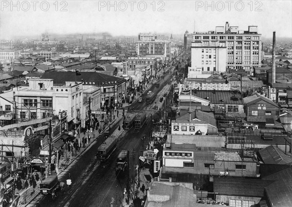 japon, tokyo, la rue principale du quartier de ginza, 1954