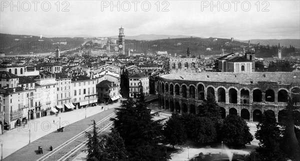 italie, veneto, verona, vue de la tour gran guardia, 1910 1920