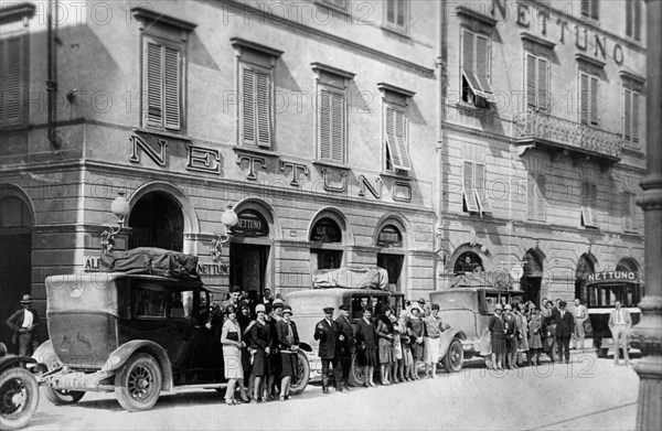 italie, toscane, pise, un groupe de touristes américains, 1928