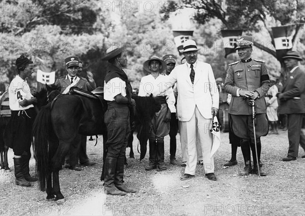 europe, grèce, rhodes, éleveur avec poney, 1935