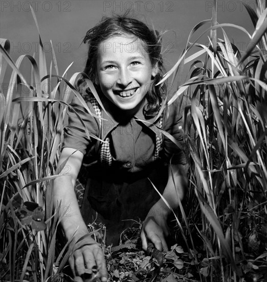 campanie, sant'agata dei goti, portrait de contadinella, 1954