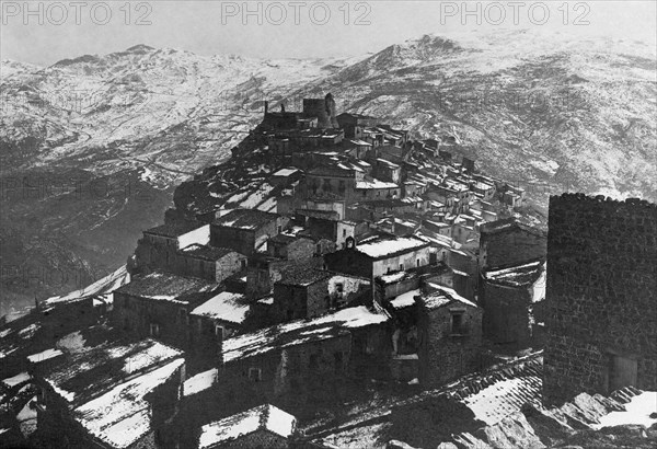 europe, italie, sicile, castel di lucio, vue du village, 1900 1910