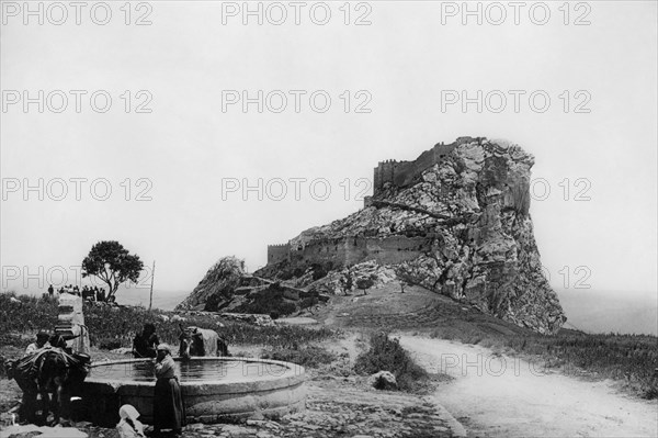 europe, italie, sicile, mussomeli, vue du château, 1910-1920