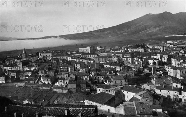 italie, basilicate, rionero en vautour, panorama, 1920 1930