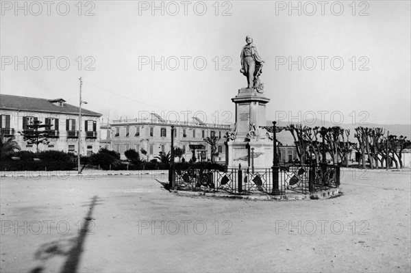 europe, italie, calabre, reggio calabre, monument à giuseppe garibaldi, 1920 1930
