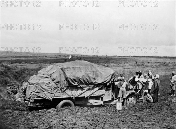 afrique, ethiopie, voies abyssiniennes inutilisables en raison de fortes pluies, 1920 1930