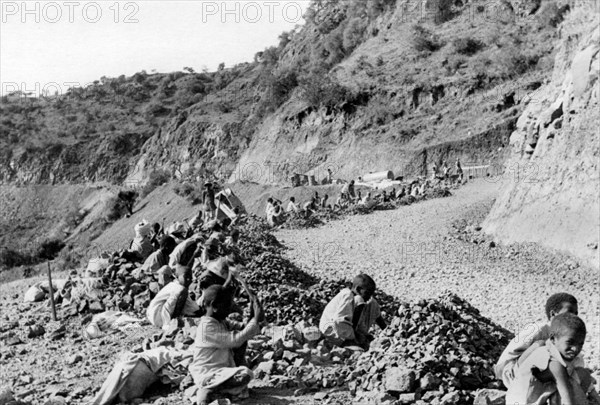 afrique, éthiopie, construction de routes, tract d'adigrat alequà, 1930 1940