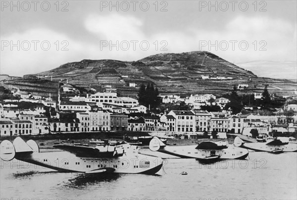 portugal, archipel des açores, île de faial, horta, le port, 1930 1940