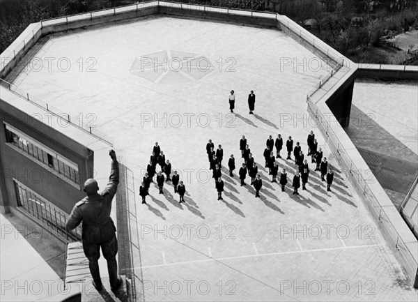 europa, italia, torino, colonia permanente 3 gennaio, devise fasciste, 1930