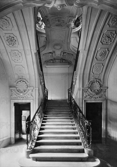 europe, italie, turin, palais royal, l'escalier en ciseaux, 1920 1930