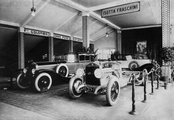 europe, italie, turin, salon international de l'automobile, modèles isotta, 1910 1920