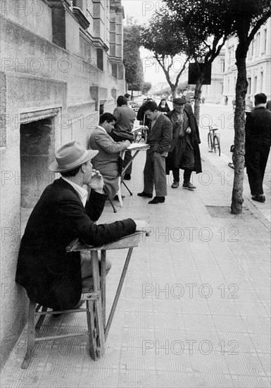 commis, reggio calabria, calabria, italie, 1957