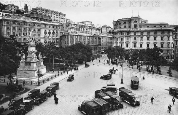 europe, italie, ligurie, genes, vue de la place acquaverde, 1935