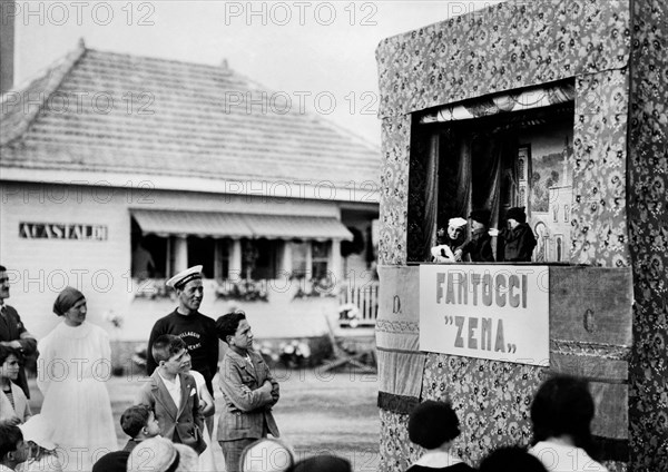 europe, italie, ligurie, genes, théâtre de marionnettes, années 1920