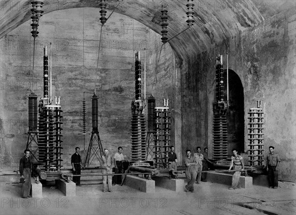 europe, italie, abruzzes, campotosto, centrale hydroélectrique de collepiano, un interrupteur à air, 1946