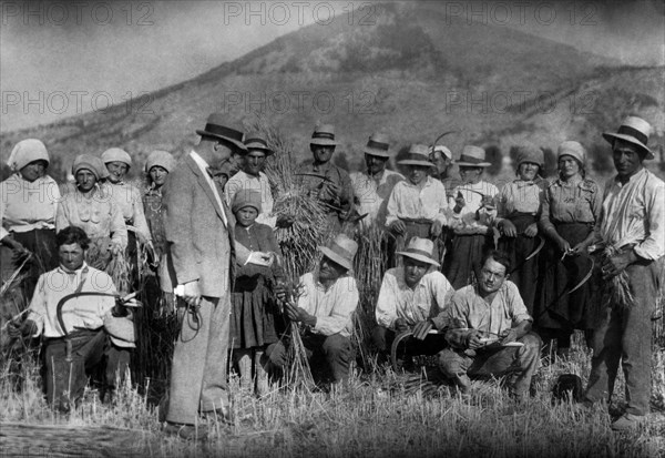 europe, italie, abruzzes, berger avec un bélier de barisciano, 1910 1920