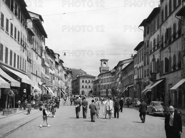 piazza maggiore, pescia, toscane, italie 1952