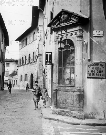 tabernacle de niccolò gerini, prato, toscane, italie, 1964