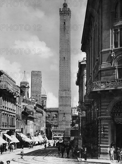 tour asinelli, bologne, émilie romagne, 1910-20