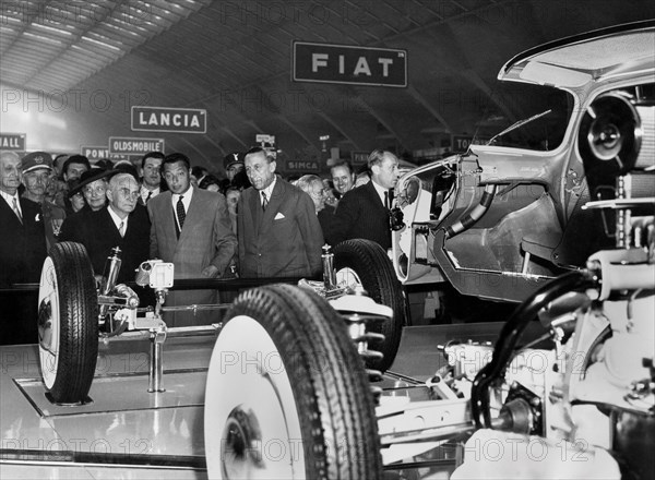 europe, italie, piedmont, turin, salon de l'automobile, luigi einaudi et avocat agnelli, 1955