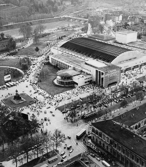 europe, italie, piedmont, turin, salon de l'automobile, vue aérienne, 1955