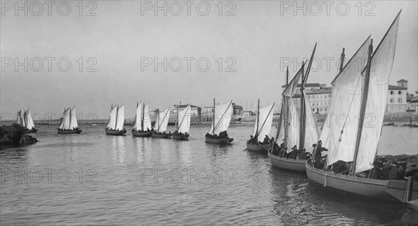 europa, italy, tuscany, livorno, sailboat drill, 1920 1930