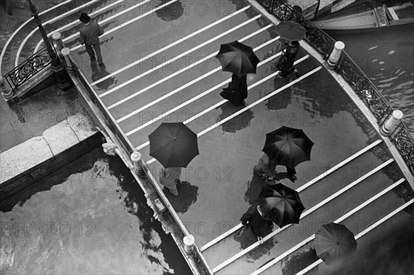 italie, venise, un pont, 1920 1930