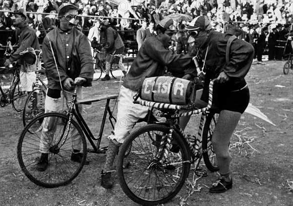 italie, ligurie, carnaval de savone, 1953