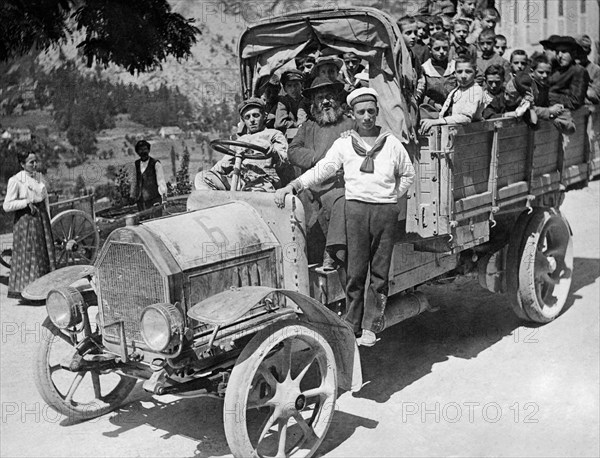 italie, enfants réfugiés, 1915-18