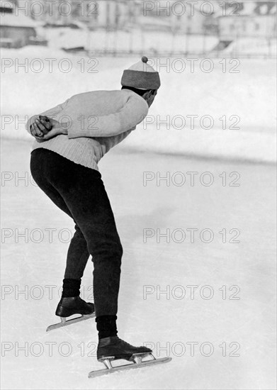 patinage sur glace sur le lac Carezza, 1910